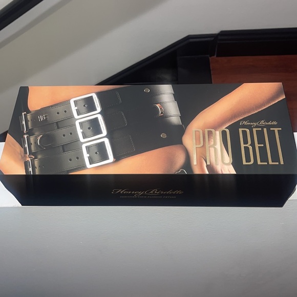 HONEY BIRDETTE 💋💋 FASHION FETISH
LEATHER PRO BELT ‼️‼️‼️p - Picture 4 of 14